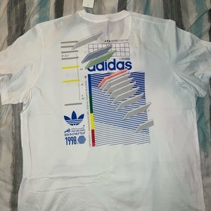 NWT Adidas skateboarding T-shirt Sz 2XL.